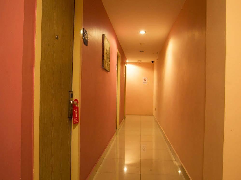 Oyo Rooms Maharajalela Monorail Station Kuala Lumpur Exteriör bild